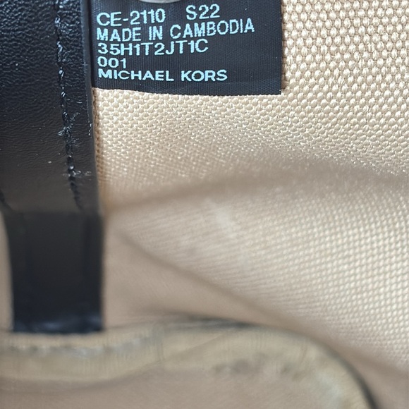 🔥🔥🔥Michael Kors Jodie Small Logo Jacquard Tote Bag🔥🔥🔥 - Picture 13 of 16